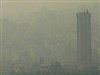 تصویر هوای تهران دوباره در آستانه اضطرار/ سازمان محیط زیست: آلودگی هوا تقصیر بنزین نیست، گرد و خاک زیاد است 