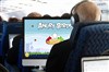 تصویر سازمان هوانوردی آمریکا تصویب کرد: مسافران می‌توانند در زمان برخاستن و فرود هواپیما از گوشی هوشمند و تبلت استفاده کنند