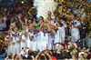 تصویر جام جهانی بالاخره ازقاره آمریکا خارج شد/یواخیم لوو با پسرانش افسون را باطل کرد 