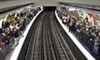 تصویر خودکشی یک زن در ایستگاه مترو ملت