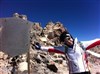 تصویر ویشکا آسایش با فتح قله دماوند رسما کوهنورد شد