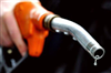 خبر یک نماینده درباره افزایش قیمت بنزین/ جزییات تغییر در نحوه سهمیه‌بندی بنزین image