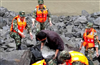 تصویر بر اثر رانش زمین در چین ۱۴۱ نفر زیر خاک دفن شدند